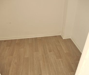 Schöne 3-Zimmer-Wohnung mit Tageslichtbad und Balkon in Hanau-Groß... - Foto 3