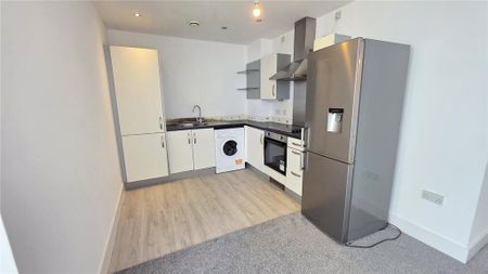 3 bedroom apartment to rent - Photo 5
