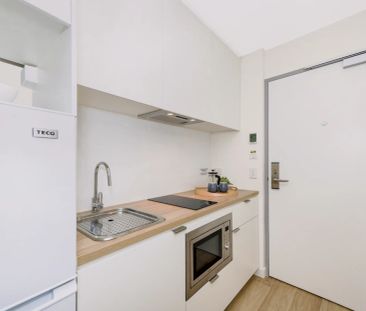 Signature Studio Apartment - Photo 5