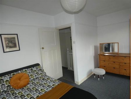 47 Clarendon Avenue, Belfast, BT5 5JT - Photo 4