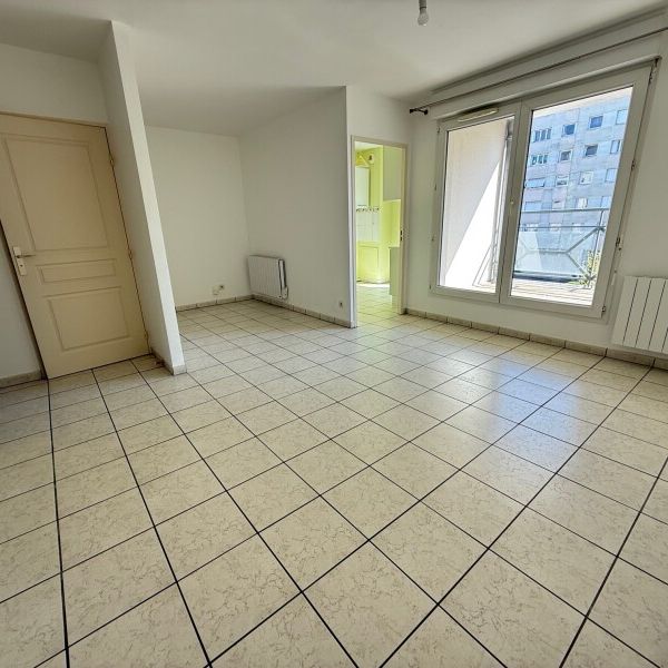 Location Appartement 2 Pièces 44 m² - Photo 1