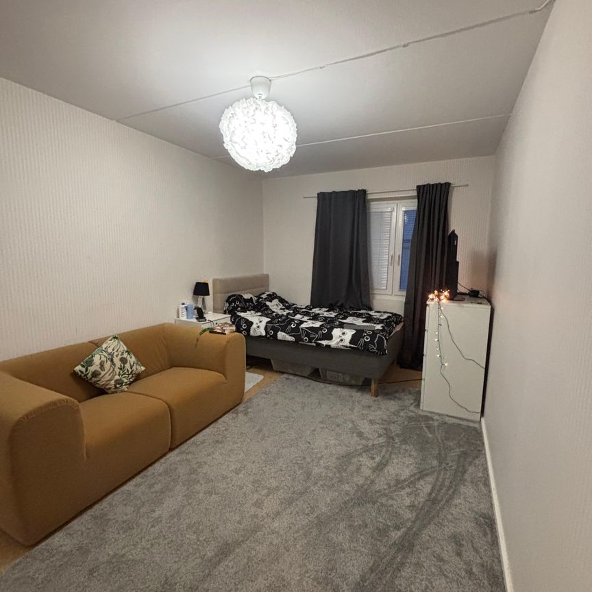 Balders väg, Norsborg - Photo 1