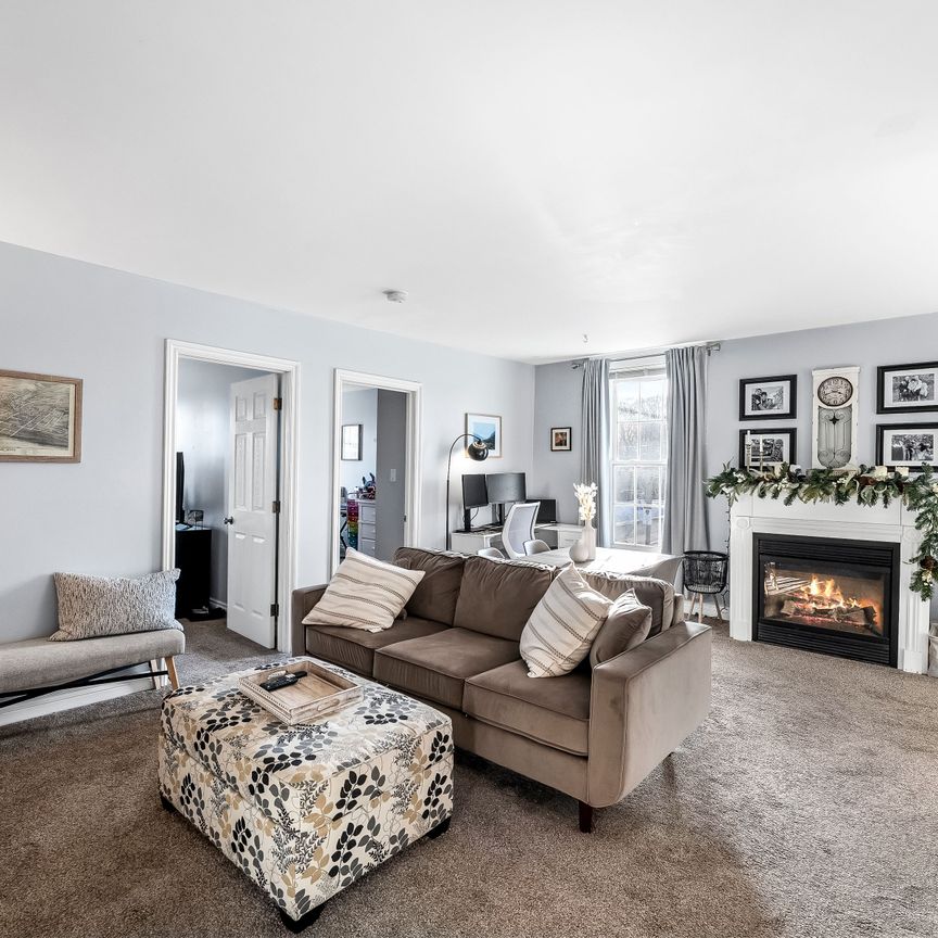 For Lease - 220 Walton Street Unit# B, Port Hope, Ontario - Photo 1