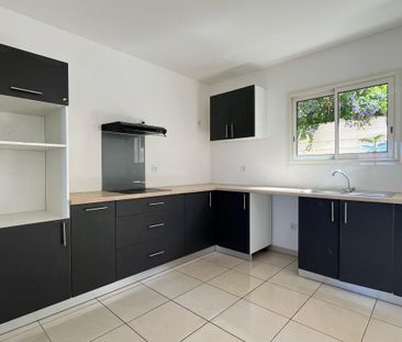 Location Maison 4 pièces 115m² LE TAMPON 97430 - Photo 4