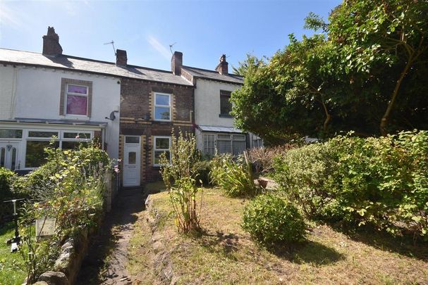 2 bedroom terraced house to rent - Photo 1