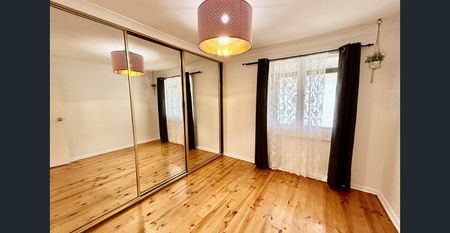 PERFECT HOME FOR THE GROWING FAMILY!!! - Photo 2