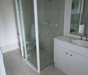 Alexandria - Photo 5