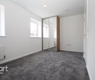 3 bedroom terraced house to rent - Photo 4