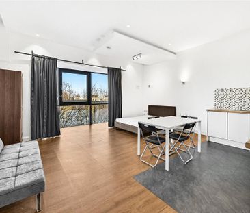 Studio to rent - Photo 6