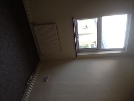 2 bedroom first floor flat to rent, Southend on Sea - Photo 5