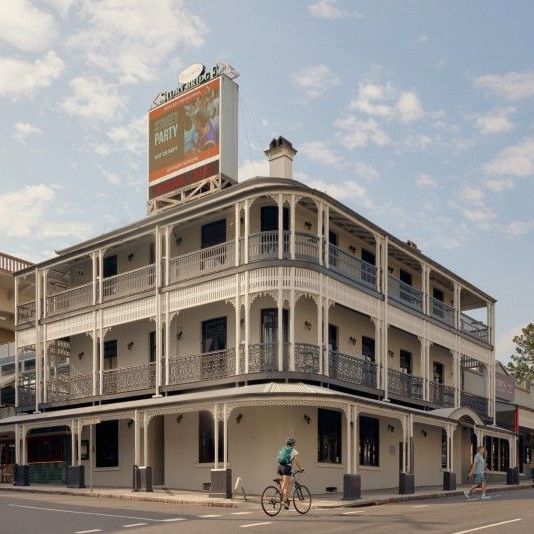 Brisbane River Views, Modern Finishes & A Brilliant City Lifestyle! - Photo 1
