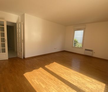 Location Appartement 3 pièces 68m² - Photo 2