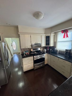 For Lease - 96 Gurnett Street Unit# Main, Aurora, Ontario - Photo 1