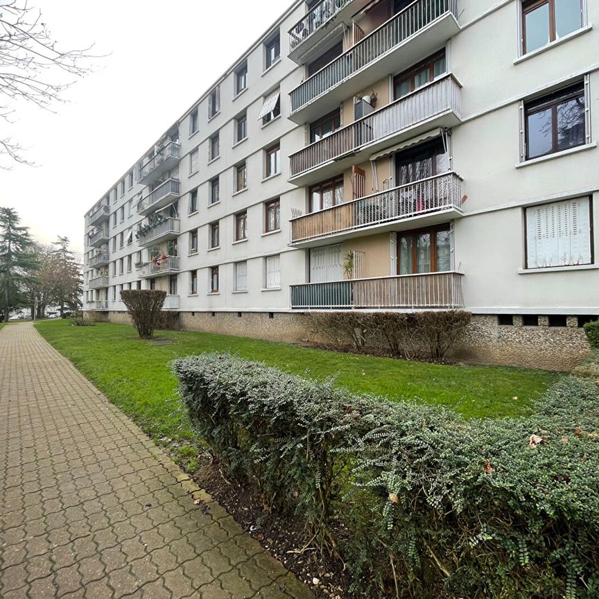 Location appartement 5 pièces, 73.02m², Ablon-sur-Seine - Photo 1