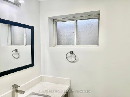 19 Devonshire Avenue #Lower - Photo 3