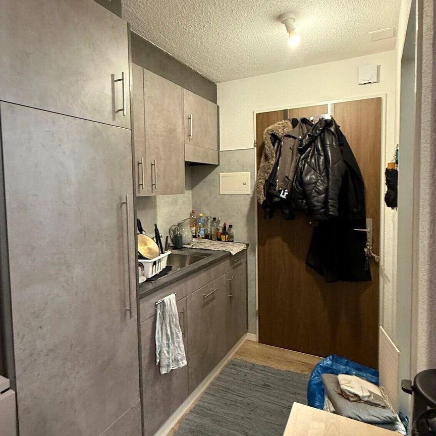 1.5-room apartment on the mezzanine floor – bright & well-maintained - Foto 1