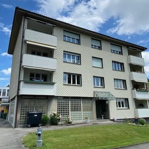 Helle Wohnung mit sonnigem Balkon - Photo 1