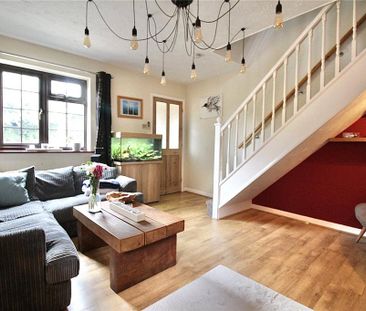 2 bedroom semi-detached house to rent - Photo 3