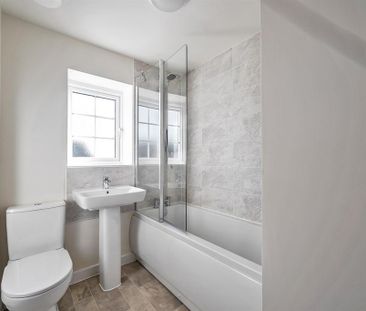 3 bedroom semi-detached house to rent - Photo 6