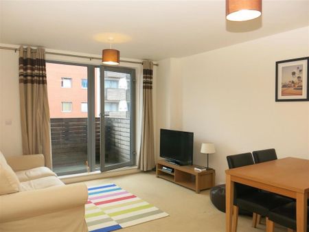 1 bedroom apartment to rent - Photo 3