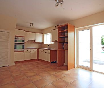 Price £2,000 pcm - Available Now - Unfurnished - Photo 6