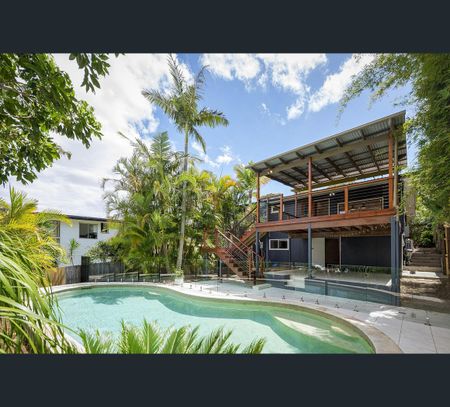 30 Barracuda Court, Palm Beach, Qld 4221 - Photo 4
