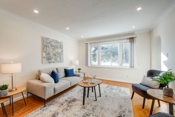 For Lease - 9 Ivorwood Crescent, Toronto, Ontario - Photo 1