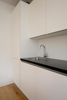 Te huur: Appartement Linnaeusstraat 42 D in Amsterdam - Photo 1