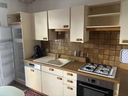 Location Appartement 4 pièces 74m² MONTPELLIER 34000 - Photo 3