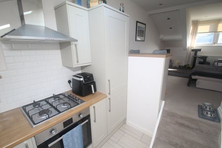 1 bedroom apartment to rent - Photo 2