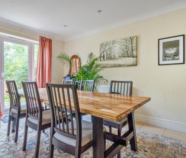 5 bedroom terraced house to rent - Photo 2