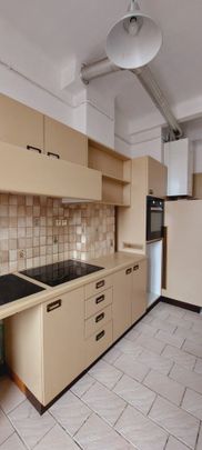 Location Appartement 3 pièces 60m² MARSEILLE 5ème - Photo 1