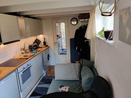 Rönnbärsvägen, Älta - Photo 1