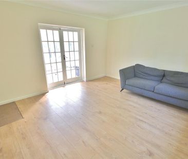 3 bedroom bungalow to rent - Photo 3