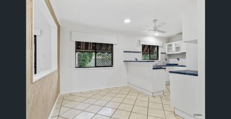 FOUR BEDROOM ONE BATHROOM HOME IN PRIME LOCATION - Photo 3