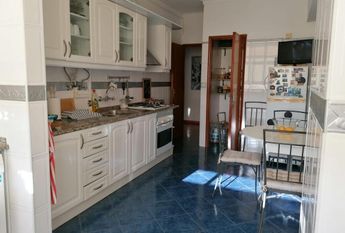 Apartamento T2 mobilado na zona nova da Pontinha
