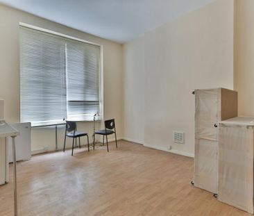 House share to rent - Photo 1
