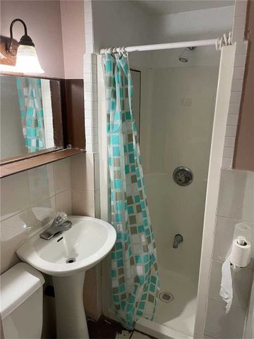 For Lease - 87 Steeles Avenue Unit# UNIT 'A', Toronto, Ontario - Photo 3