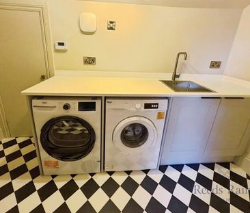 3 bedroom apartment to rent - Photo 3