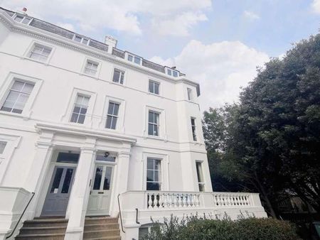 Albion Villas, Folkestone, CT20 - Photo 2