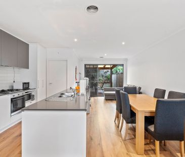 8 St James Park Drive, Mulgrave - Photo 3