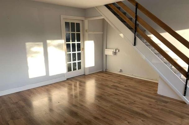 Callands, WA5 - Photo 1