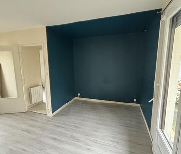 Location Appartement 1 pièce 36m² GRANVILLE 50400 - Photo 1