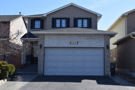 Detached Home For Lease | W8144666 - Photo 2