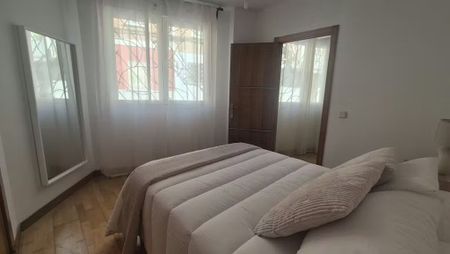 Calle de Callejo, Madrid, Community of Madrid 28053 - Foto 4