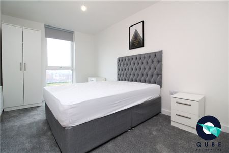 3 bedroom Flat To Rent - Photo 5