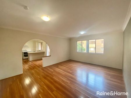 2/13-15 Helen Street, Westmead, NSW 2145 - Photo 5