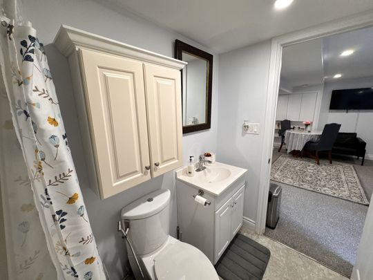 For Lease - 16 Haida Drive, Aurora, Ontario - Photo 1
