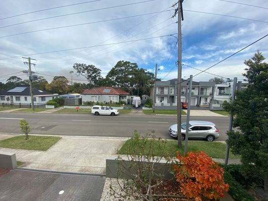 Spacious Four Bedroom Home With Ducted Air Conditioning Throughout - Photo 1