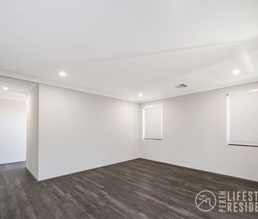 BRAND NEW WITH THEATRE, GAMES & SCULLERY! - Photo 1